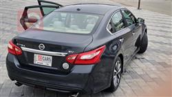 نيسان ألتيما